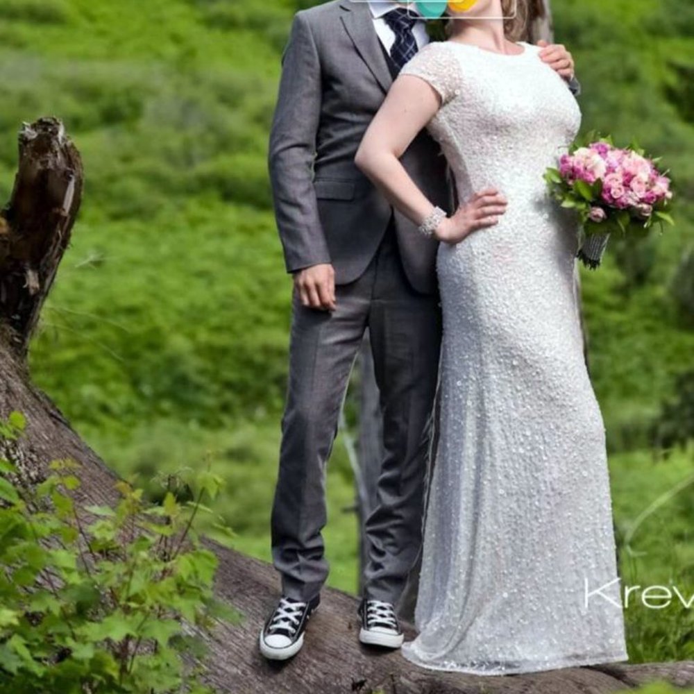 Lightweight Fully Beaded Bridal Gown size 4-6